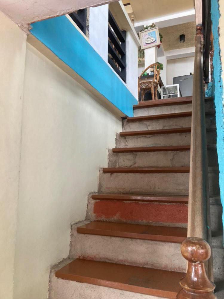 Just Inn إل نيدو المظهر الخارجي الصورة